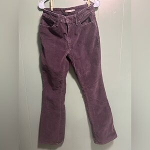 Levi's Women's 725 High Rise bootcut Corduroy Jeans